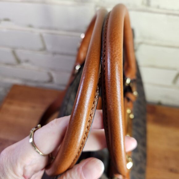 Euc Michael Kors Hamilton Brown Monogram Shoulder Bag Purse - Picture 10 of 13